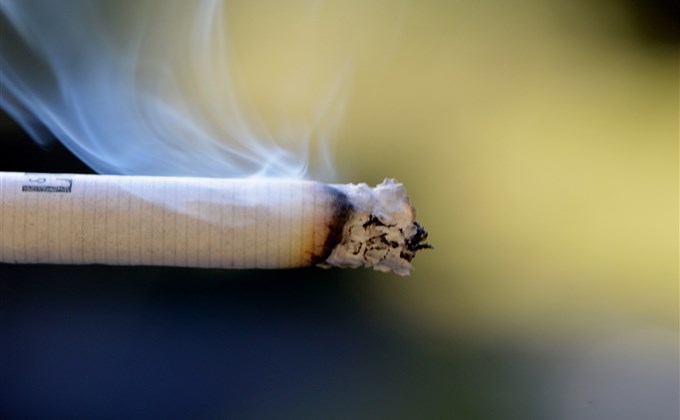 Cigarro electrónico en el avión